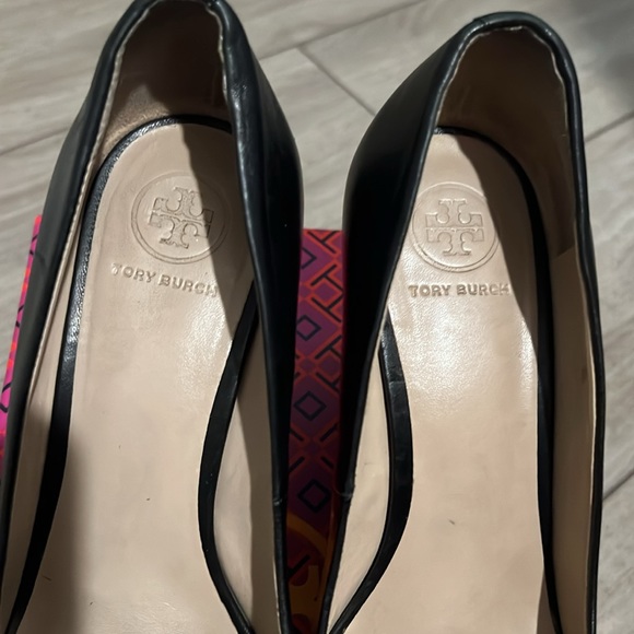 Tory Burch wedges slip on - Picture 3 of 10